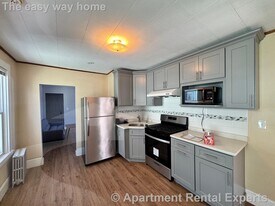 51 Beacon St, Unit #2 in Somerville, MA - Building Photo