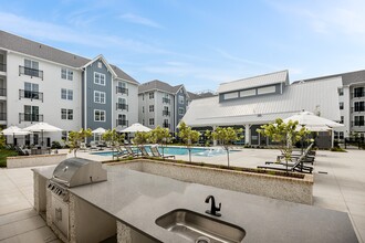 Oak Grove at Blake Farm in Wilmington, NC - Building Photo - Building Photo