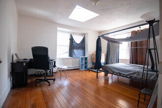 46 Gardner St, Unit 3 in Boston, MA - Building Photo - Building Photo