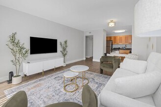 4307 W Kennedy Blvd, Unit SI ID1365974P in Tampa, FL - Foto de edificio - Building Photo