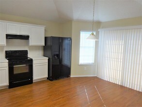 649 Babbling Brook Dr in Saginaw, TX - Building Photo - Building Photo