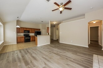 6020 Walleye Dr in Fort Worth, TX - Building Photo - Building Photo