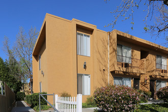 Olive Avenue Apartments in Lemon Grove, CA - Building Photo - Building Photo