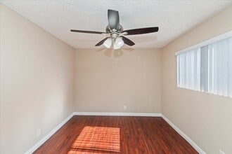 800 Meyer Lane in Redondo Beach, CA - Building Photo - Building Photo