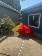 2090 SW 3rd St in Corvallis, OR - Building Photo - Building Photo