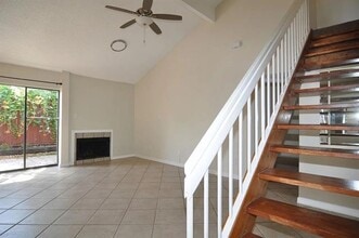 4242 N Capistrano Dr in Dallas, TX - Building Photo - Building Photo