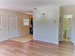 309 NE 16th St, Unit C8 in Fort Lauderdale, FL - Foto de edificio - Building Photo