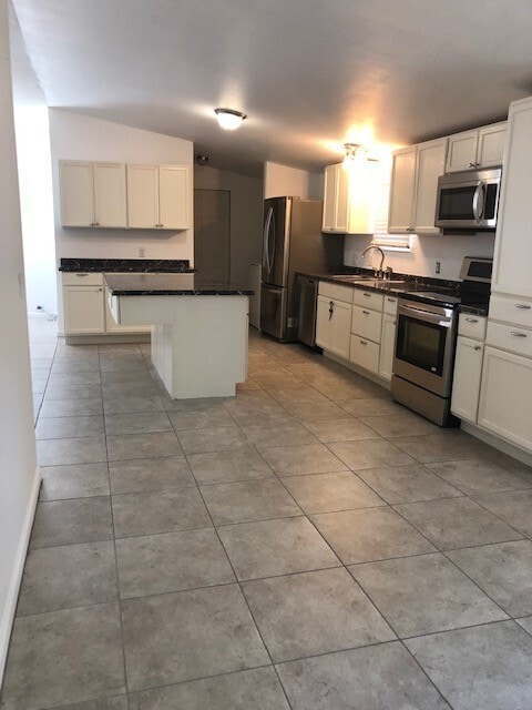 1900 Wild Cherry Dr in Tallahassee, FL - Building Photo - Building Photo