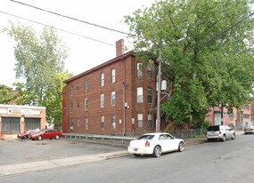 50-52 Lawrence St in Hartford, CT - Building Photo