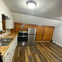 103 Boone Rd in Newport, TN - Building Photo