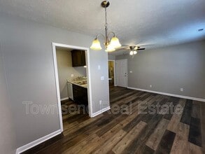 1433 Ireland Dr in Fayetteville, NC - Building Photo - Building Photo