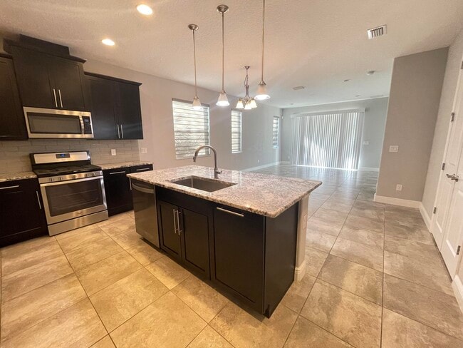 2981 Casterton Dr in Melbourne, FL - Building Photo - Building Photo