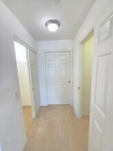 656 Pearson St in Des Plaines, IL - Building Photo - Building Photo