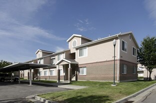 Willow Park Apartments in Salt Lake City, UT - Building Photo