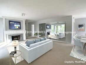 2330 Shelter Bay Ave in Mill Valley, CA - Foto de edificio - Building Photo