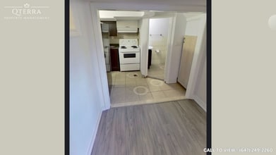 125 Chestnut Cres in Toronto, ON - Building Photo - Building Photo