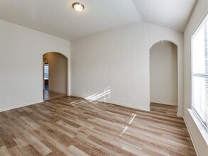 219 Magnolia Dr in Princeton, TX - Building Photo - Building Photo