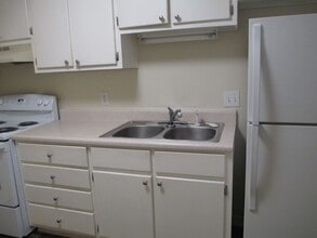 516 Parker St in Panama City, FL - Building Photo - Building Photo
