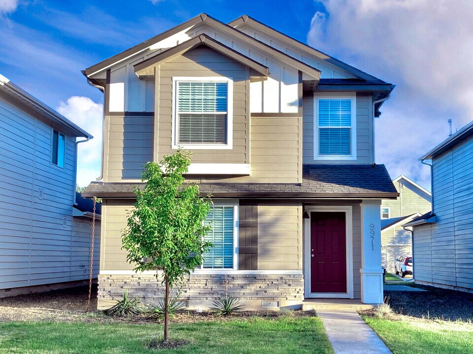 9971 W Campville St in Boise, ID - Building Photo