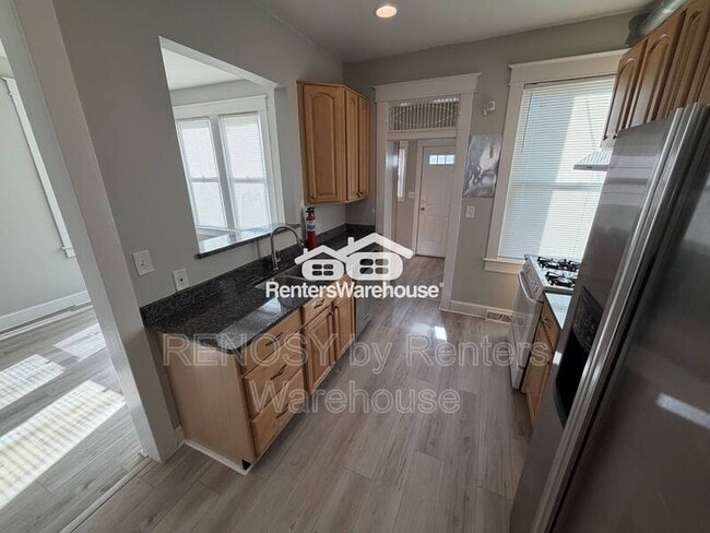 400 Lyndhurst St in Baltimore, MD - Building Photo - Building Photo