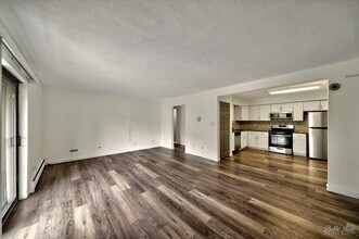 134 E Bailey Rd in Naperville, IL - Building Photo - Building Photo
