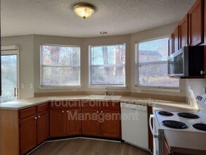 10000 Dunfries Rd in Matthews, NC - Building Photo - Building Photo