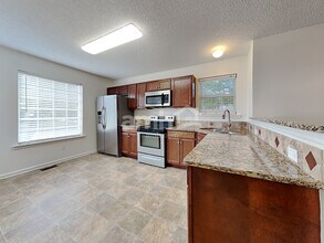 6 Saddlemount Ln in Simpsonville, SC - Building Photo - Building Photo