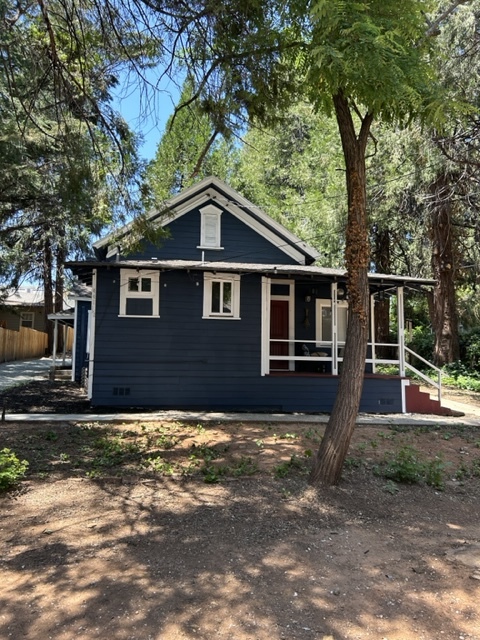 442 S Auburn St in Grass Valley, CA - Building Photo