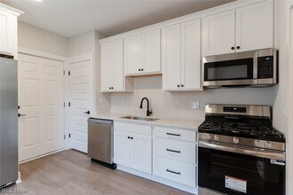 1464 E 123rd St in Cleveland, OH - Building Photo - Building Photo