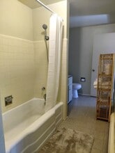 3450 Doncaster Rd in Winston-Salem, NC - Foto de edificio - Building Photo