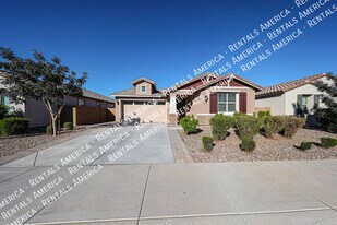 2256 E Ridgewood Ln in Gilbert, AZ - Building Photo