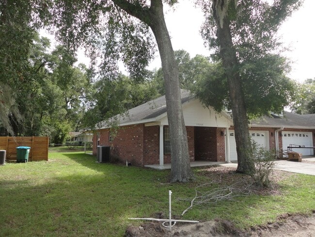 25303 SW 15th Ave in Newberry, FL - Building Photo - Building Photo