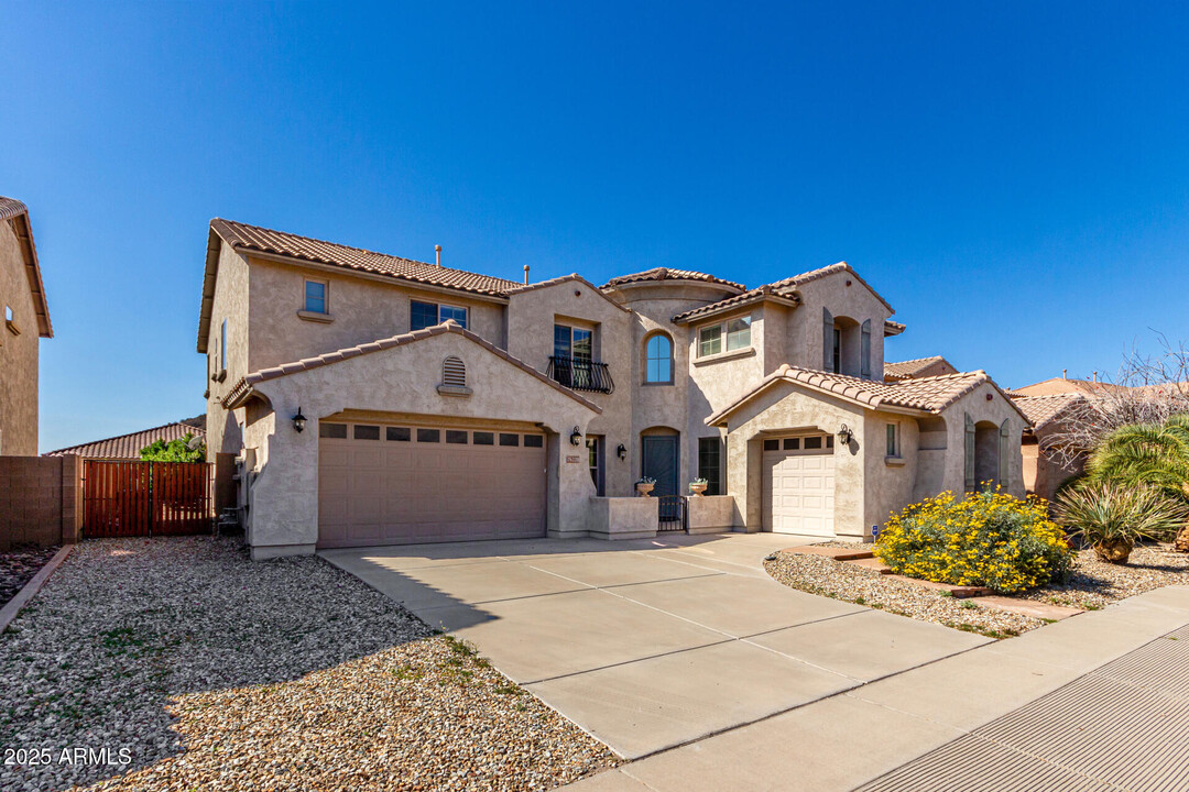 26220 N 50th Dr in Phoenix, AZ - Building Photo