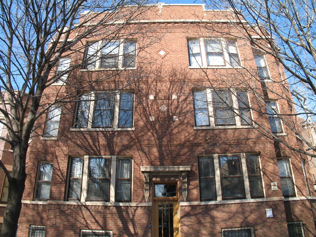 2118 W. Berteau in Chicago, IL - Building Photo - Building Photo