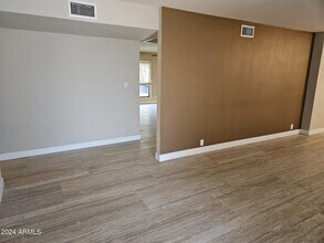 9450 N 35th St in Phoenix, AZ - Building Photo - Building Photo