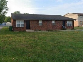 2605 Eastview Dr, Unit 2605 Eastview Dr in Belleville, IL - Building Photo