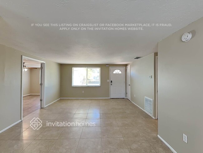 2834 Linwood Dr in Sarasota, FL - Building Photo - Building Photo