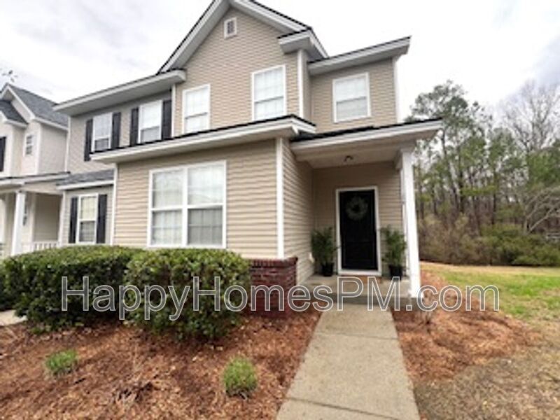 335 Flyway Rd in Goose Creek, SC - Foto de edificio