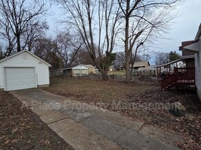 8621 Hume Ave in St. Louis, MO - Building Photo - Building Photo