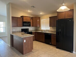 1522 Whirlwind Way in Safford, AZ - Building Photo - Building Photo