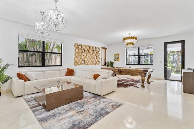 9910 NW 86th Terrace in Doral, FL - Building Photo - Building Photo