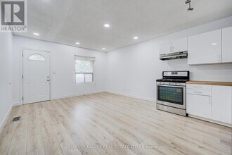 184 Cedric Ave in Toronto, ON - Building Photo - Building Photo