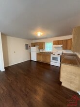 500 Skyline Dr in McMinnville, TN - Building Photo - Building Photo