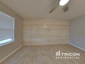 340 Spruce Pine Dr in Debary, FL - Building Photo - Building Photo