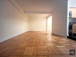 EAST 56 STREET, Unit 5J in New York, NY - Building Photo - Building Photo