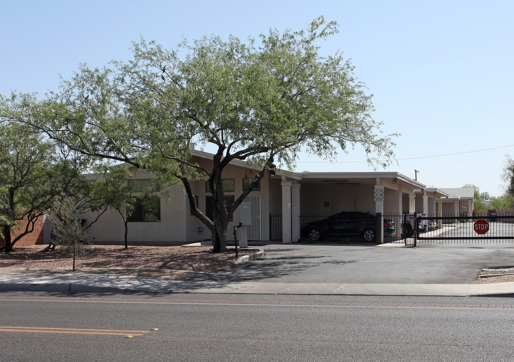 3716-3722 N Mountain Ave in Tucson, AZ - Foto de edificio