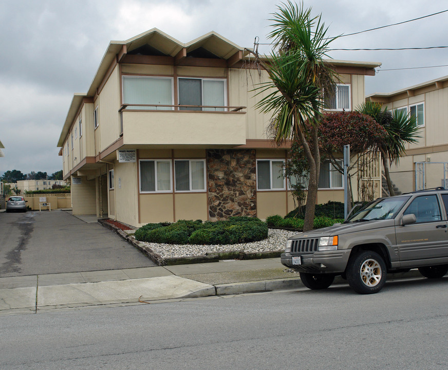 863 Commercial Ave in South San Francisco, CA - Building Photo