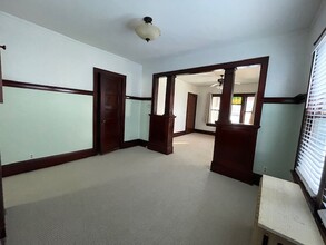2539 Quincy St NE, Unit 2539 Unit in Minneapolis, MN - Foto de edificio - Building Photo