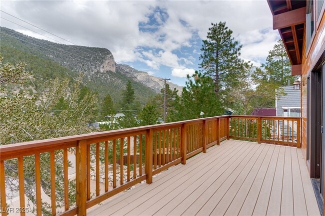 property at 3935 White Fir Way