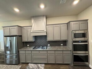 1204 Sundrop Dr in Little Elm, TX - Building Photo - Building Photo